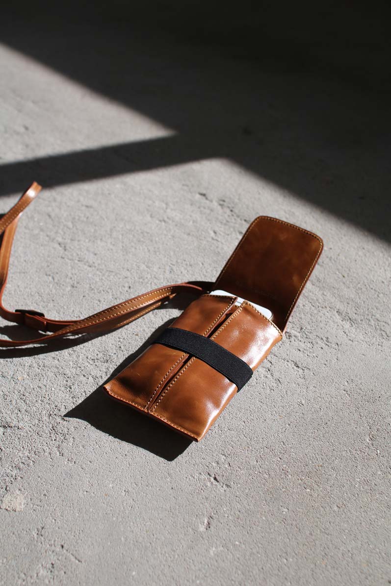 Phone-bag--brown-leather